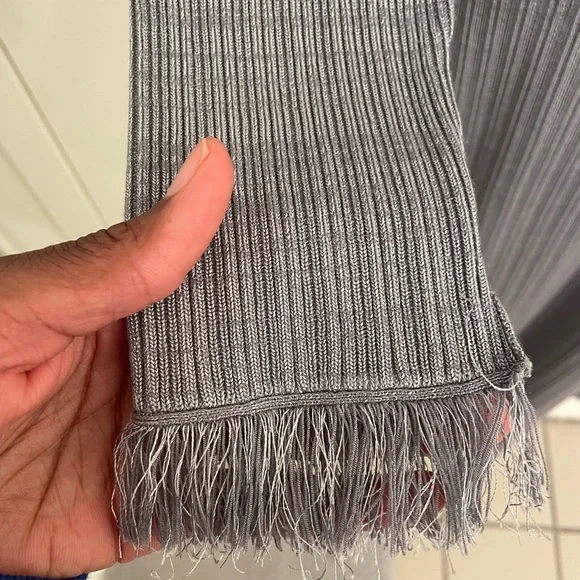 Grey knit dress - Picture 2 of 3